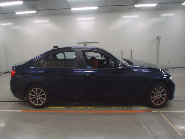BMW 3 SERIES 2012
