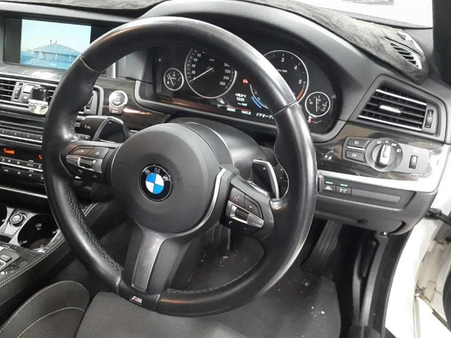 BMW 5 SERIES 2014