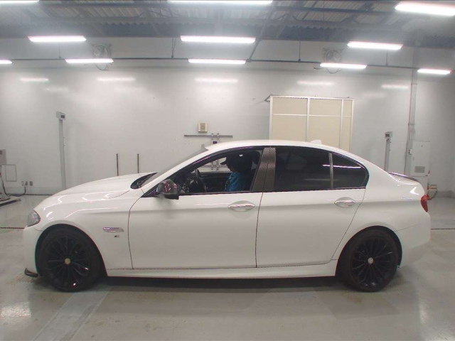 BMW 5 SERIES 2014