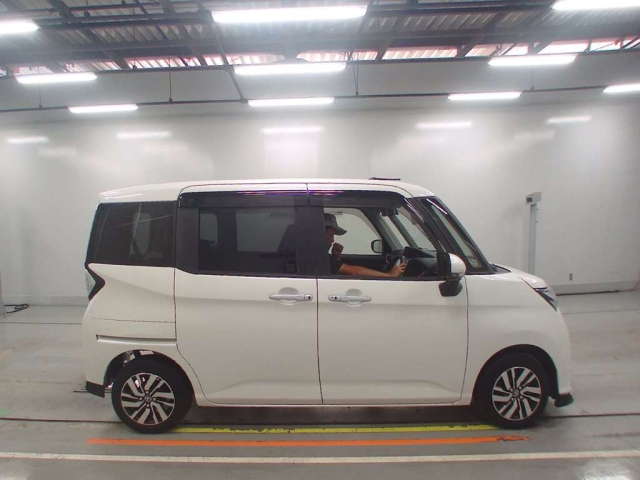 TOYOTA TANK 2020
