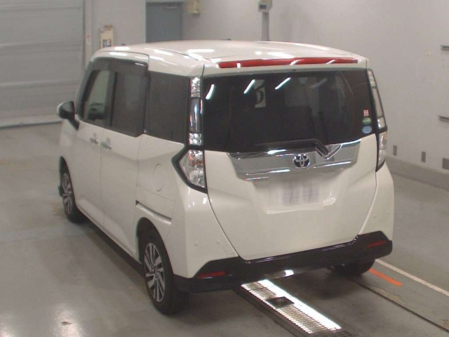 TOYOTA TANK 2020