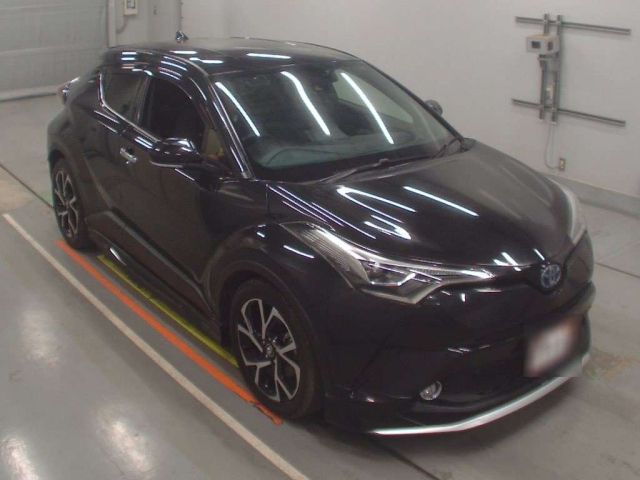 TOYOTA C-HR 2018