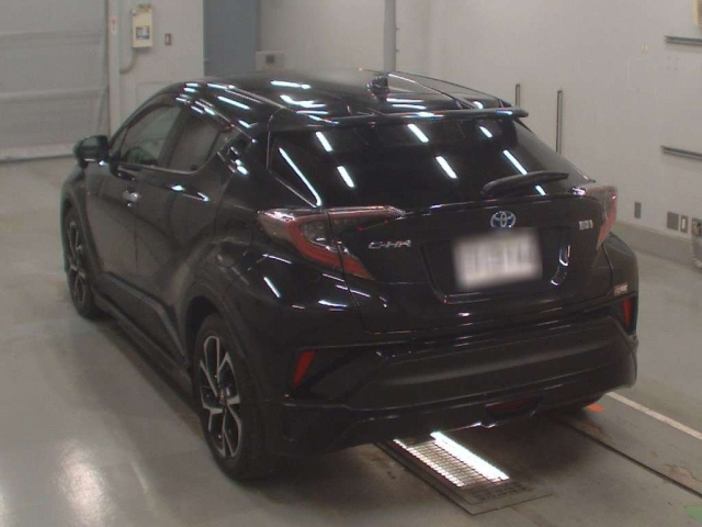 TOYOTA C-HR 2018
