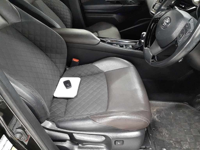 TOYOTA C-HR 2018