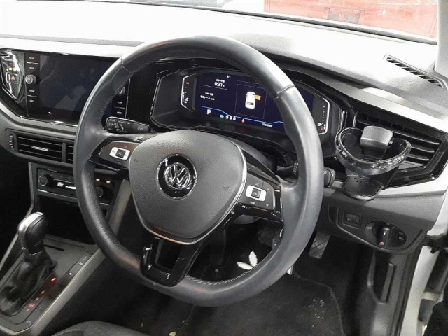 VOLKSWAGEN POLO 2019