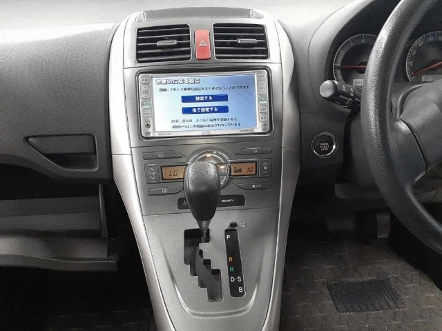 TOYOTA AURIS 2008