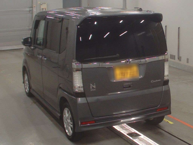 HONDA N BOX 2011