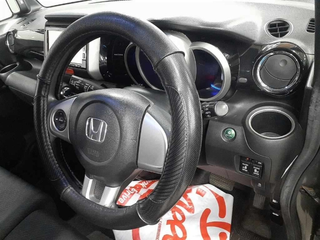 HONDA N BOX 2011