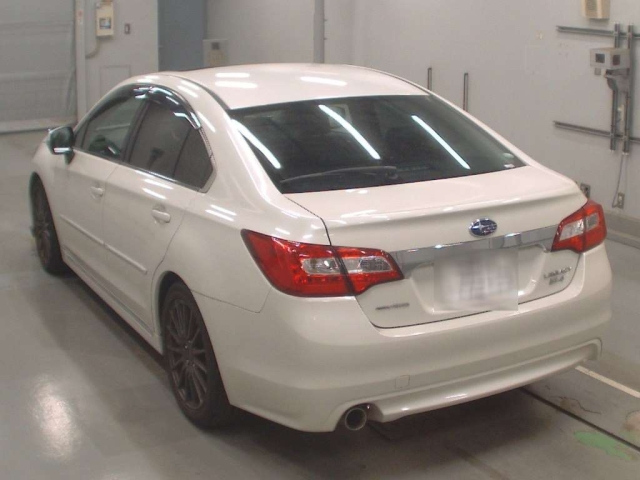 SUBARU LEGACY B4 2015