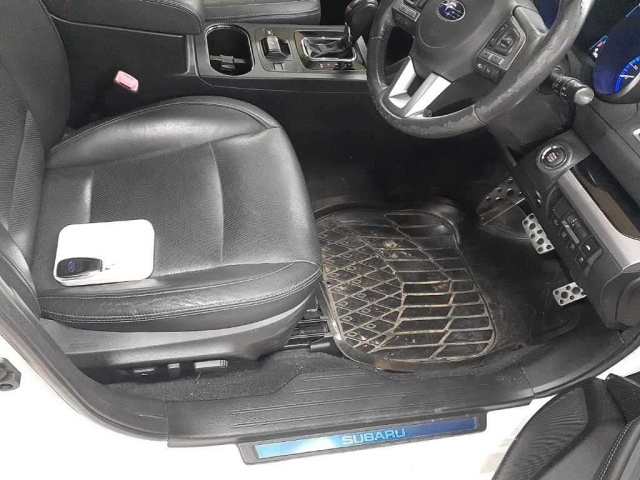 SUBARU LEGACY B4 2015