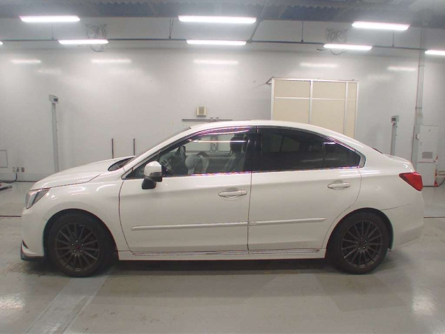 SUBARU LEGACY B4 2015