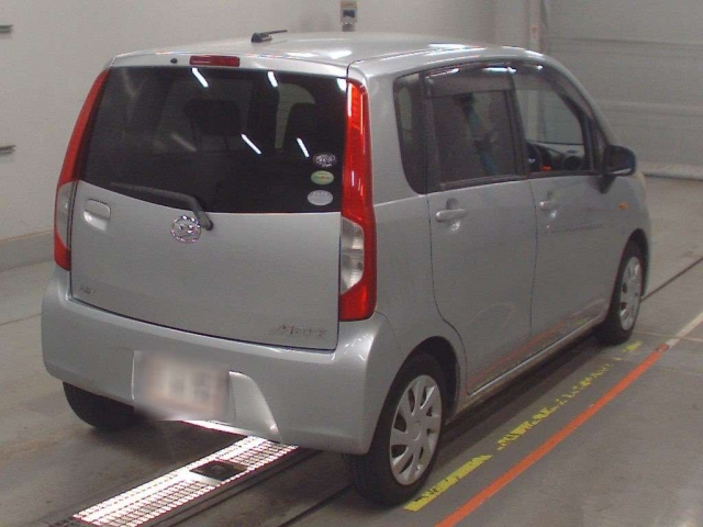 DAIHATSU MOVE 2014