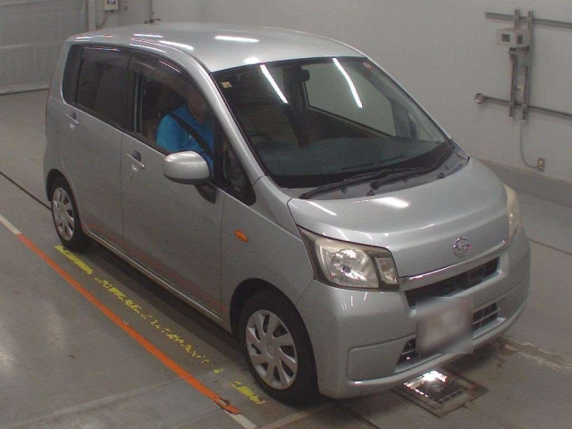 DAIHATSU MOVE 2014