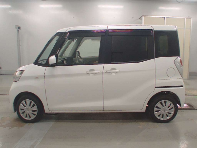 NISSAN DAYZ ROOX 2015