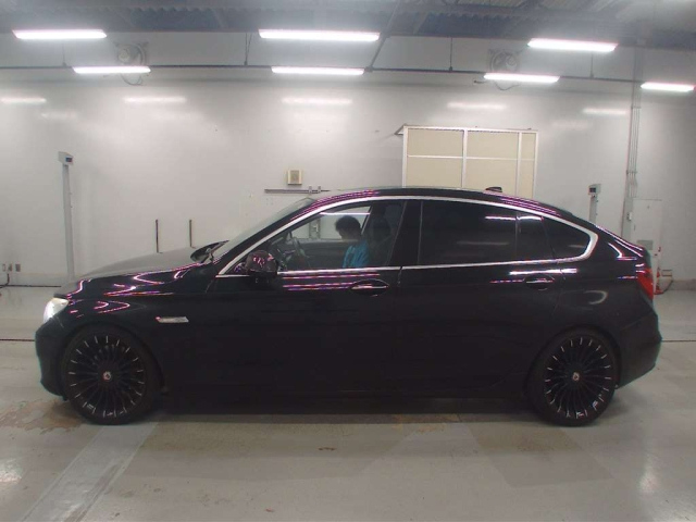 BMW 5 SERIES 2012
