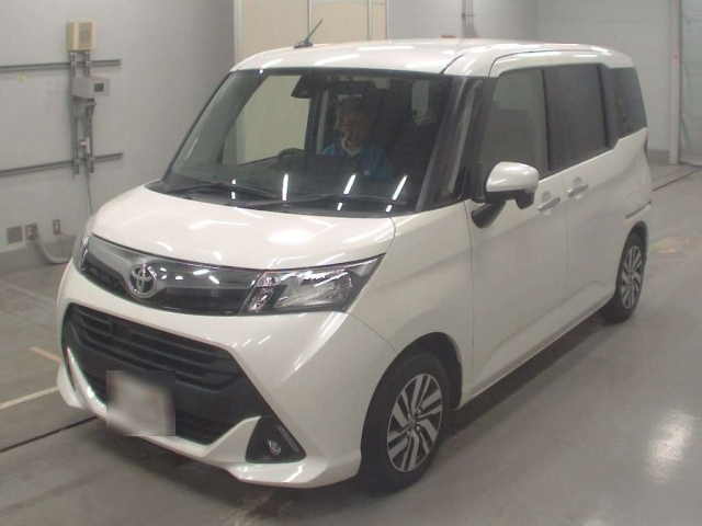 TOYOTA TANK 2016