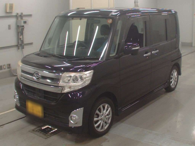 DAIHATSU TANTO 2014