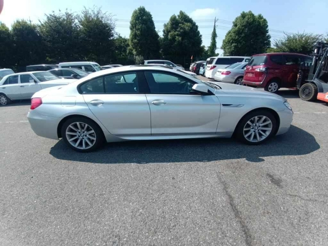 BMW 6 SERIES 2012