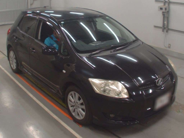 TOYOTA AURIS 2008