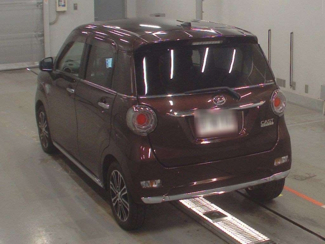 DAIHATSU CAST 2016