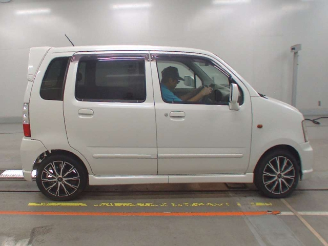 SUZUKI CHEVROLET MW 2010