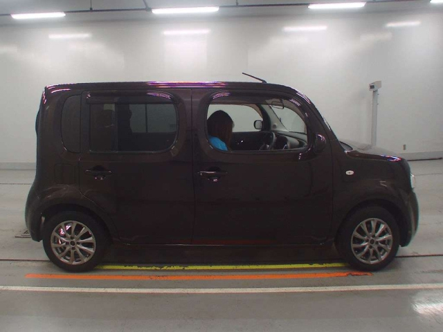 NISSAN CUBE 2017
