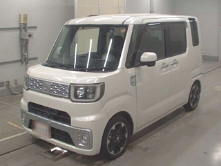 DAIHATSU WAKE 2015