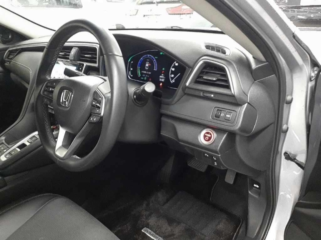 HONDA INSIGHT 2019