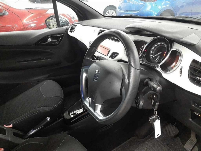 CITROEN DS3 2011