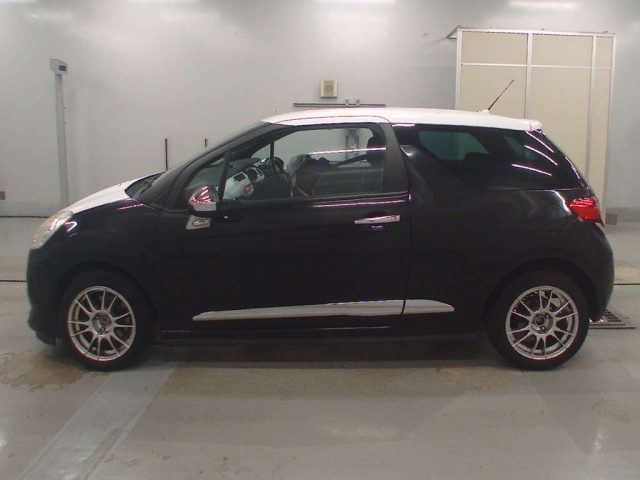 CITROEN DS3 2011