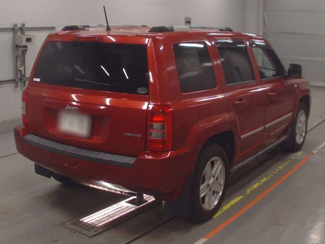 CHRYSLER JEEP PATRIOT 2011