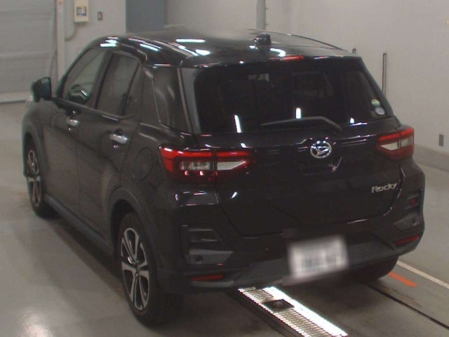 DAIHATSU ROCKY 2021
