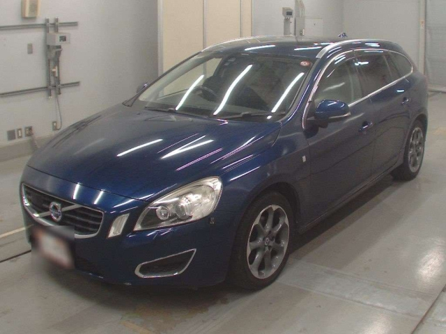 VOLVO V60 2012