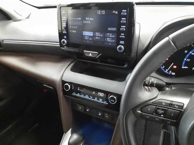 TOYOTA YARIS CROSS 2020