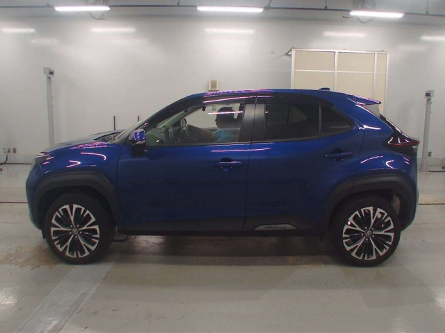 TOYOTA YARIS CROSS 2021