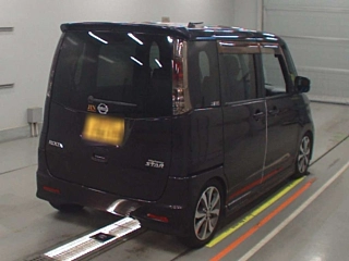 NISSAN ROOX 2010