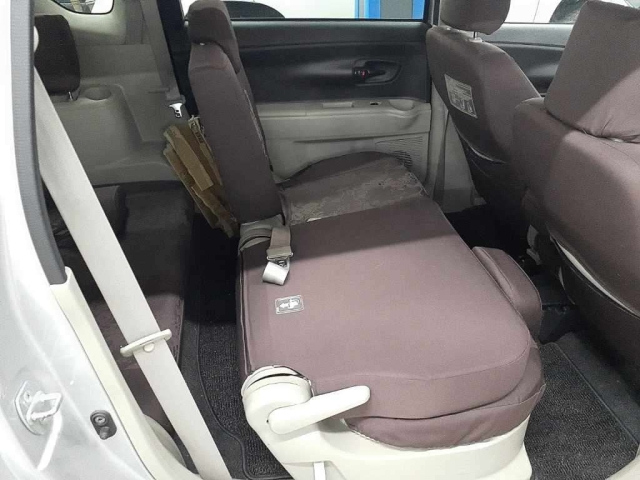 TOYOTA PASSO SETTE 2011