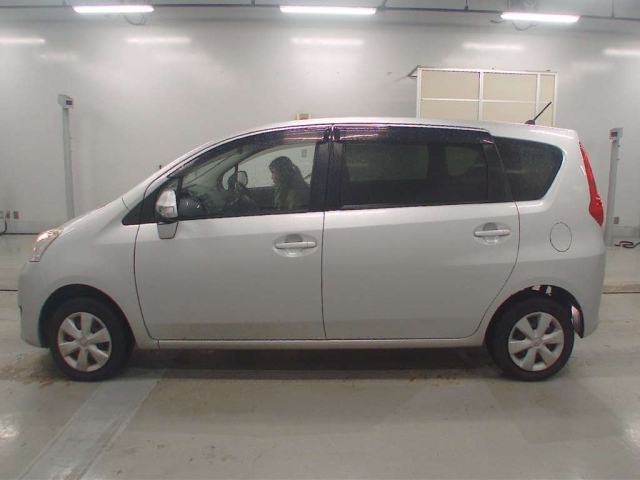 TOYOTA PASSO SETTE 2011