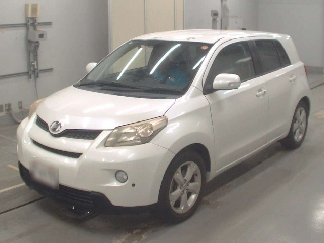 TOYOTA IST 2009