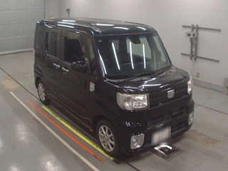 DAIHATSU WAKE 2017