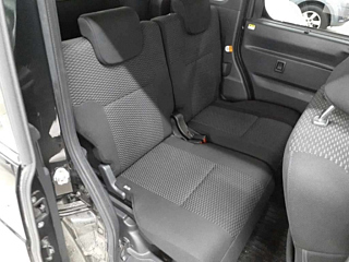 DAIHATSU WAKE 2017