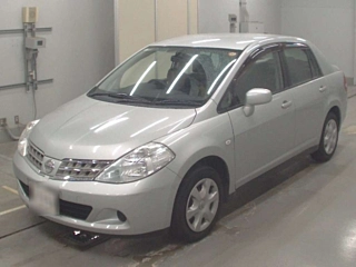 NISSAN TIIDA LATIO 2009