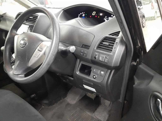 NISSAN SERENA 2012
