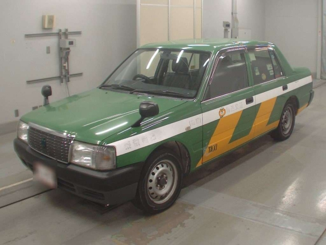 TOYOTA CROWN COMFORT 2013