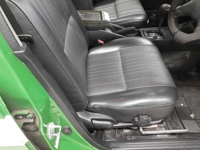 TOYOTA CROWN COMFORT 2013