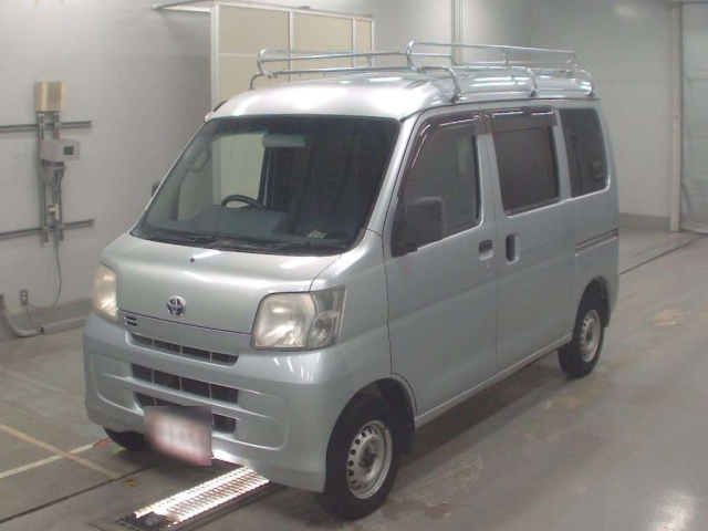 TOYOTA PIXIS VAN 2013