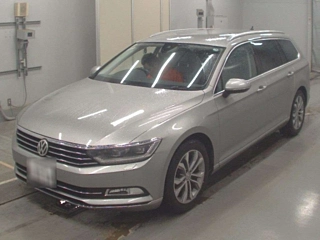 VOLKSWAGEN PASSAT VARIANT 2015