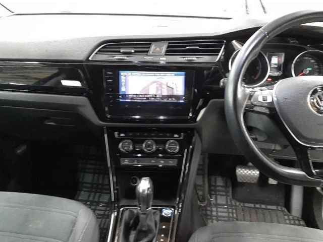VOLKSWAGEN GOLF TOURAN 2019