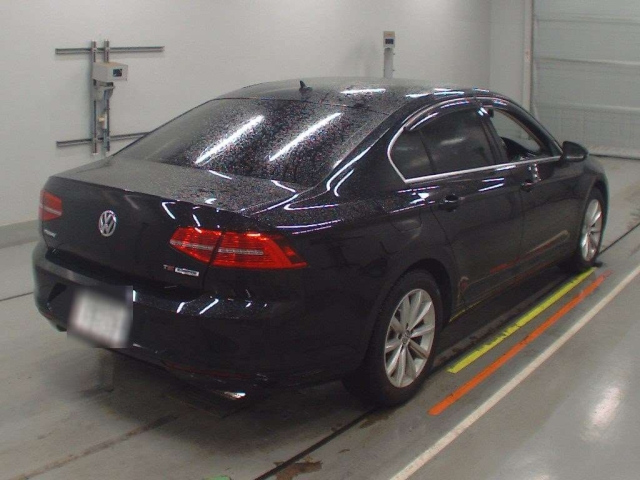 VOLKSWAGEN PASSAT 2015