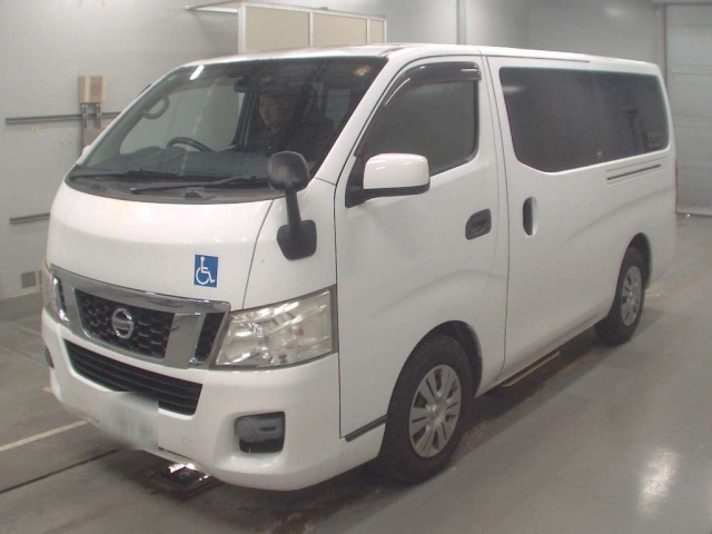 NISSAN CARAVAN 2016